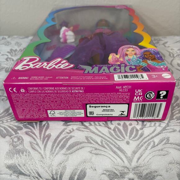 NEW BARBIE TOUCH OF MAJIC Brooklyn Doll & 2 Fairytale Pets Keepsake Collectible - Picture 3 of 6